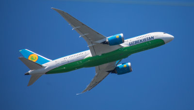 Uzbekistan's 787 taking off from JFK to begin its journey home