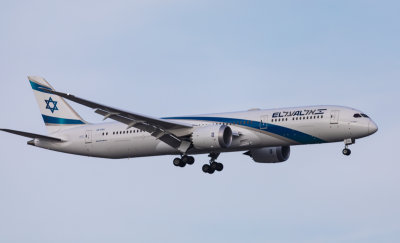 El Al's brand new B-787-9 approaching EWR