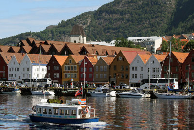  Bryggen from around bend (Strandkaien) with Aquarium boat