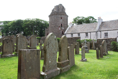 Took shuttle from Hatston to Kirkwall (cemetery next to St. Magnus Cathedral)