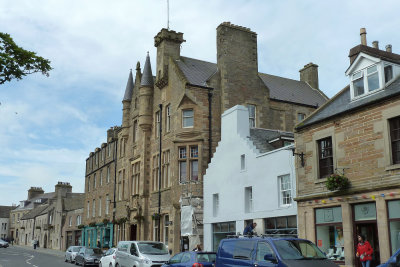 One of Kirkwall's main shopping streets.