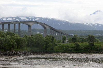 Norway's bridges seem to be primarily of this design and construction. 