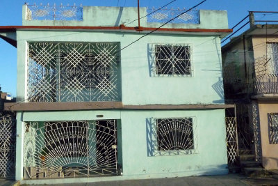 So so many iron grilles in Cuba (19thC neo-classical style)