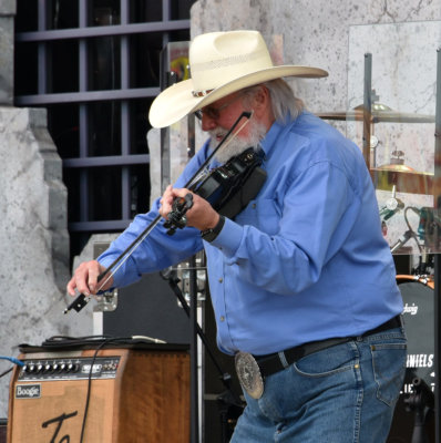 Charlie Daniels sawing on a fiddle! (at 80 years old)