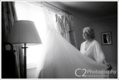 069-RJWed-D3A_3449-bw.jpg