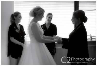 084-RJWed-D3A_3507-bw.jpg