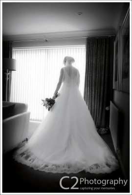 096-RJWed-D3A_3534-bw.jpg