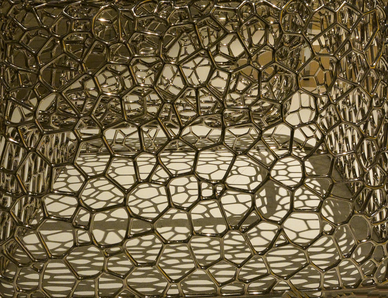 171014  459_   A wire chair .. 16 frames for depth. Hand held