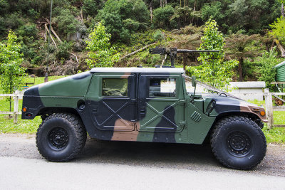 171021 368  Walhalla Wedding,  Groom arrived in Humvee with 50. Cal machine gun. and RIBBIONS  ? ? ?