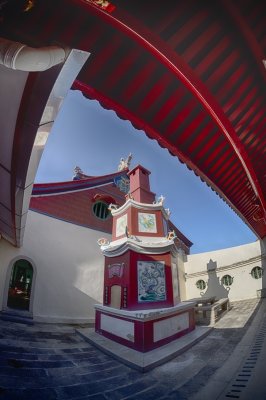 Kuan Yin Teng Temple