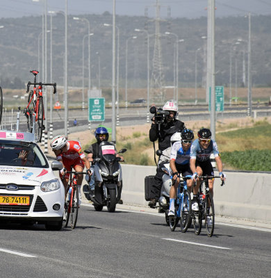 Giro d' Italia Passing near Ibtin