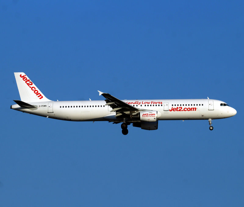 A321 G-POWM 