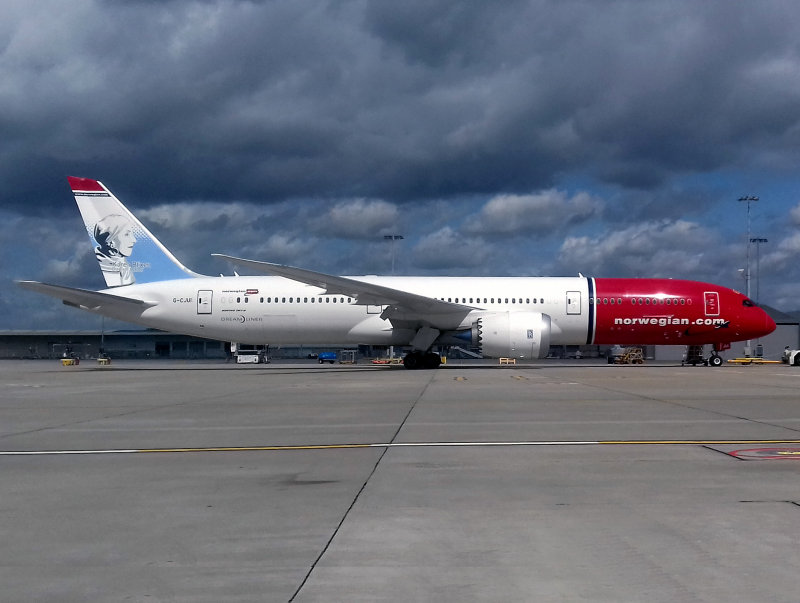 G-CJUI LGW 9-17 CD.jpg