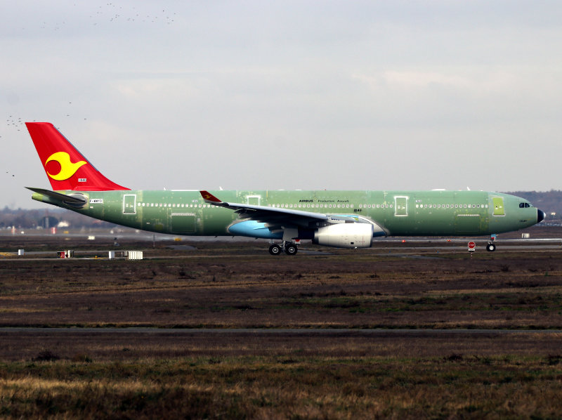 A330-300F-WWYD 