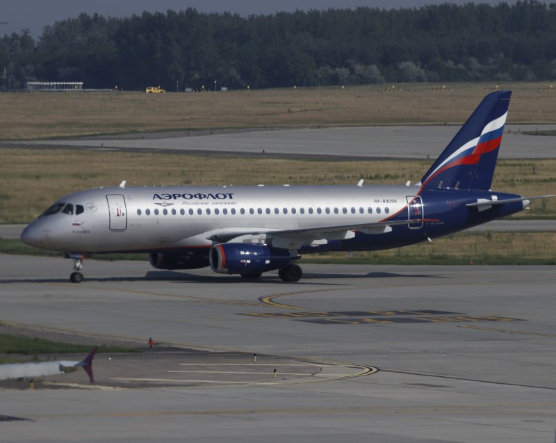 RA-86099 Su100 Supajet