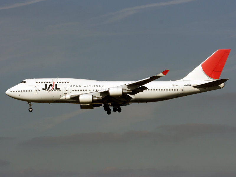 B747-400 JA-8914
