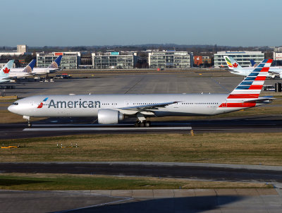 American Airlines (Airbus A-300-600/Boeing 721/722/732/733/747-SP/757/762/763/DC-10/MD-11/MD80/SD-330/