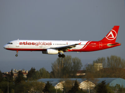 A321 TC-AGS 