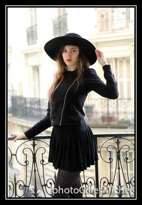 Chloe-011.jpg