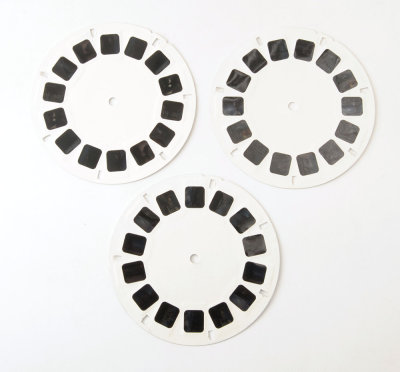 06 Viewmaster Deutschland Germany 3 Reels with Coin & Stamp Sawyers Pack 3D.jpg