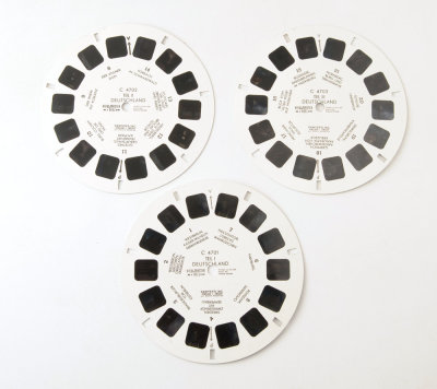 05 Viewmaster Deutschland Germany 3 Reels with Coin & Stamp Sawyer's Pack 3D.jpg