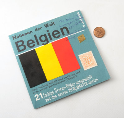 07 Viewmaster Belgien Belgium 3 Reels with Coin & Stamp Sawyers Pack 3D.jpg