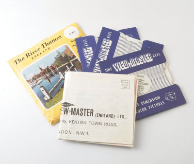 03 Viewmaster The River Thames England 3 Reels Sawyer's Pack 3D.jpg