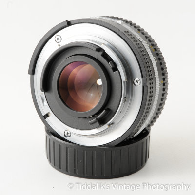 03 Nikon Nikkor 50mm f1.8 Pancake Len AIS.jpg