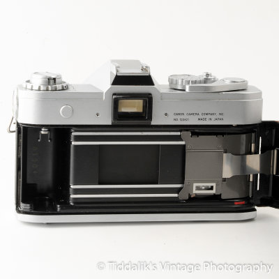10 Canon Pellix QL SLR Camera with 50mm f1.8 FL Lens & Case.jpg