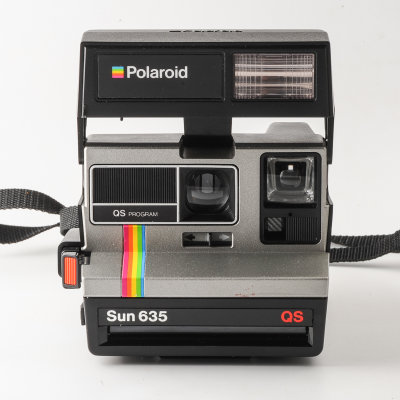 01 Polaroid Sun 635 QS Instant Camera.jpg