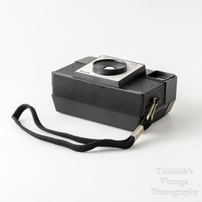 04 Kodak 26 Instamatic 126 Film Cartridge Camera with Case & Instructions.jpg