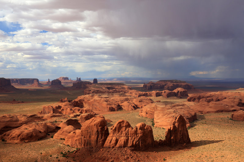 0011-3B9A5448-Monument Valley Views from Hunts Mesa.jpg
