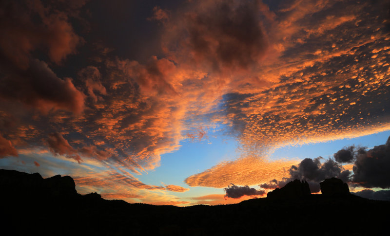 00105-3B9A4105-Sedona Sunset.jpg