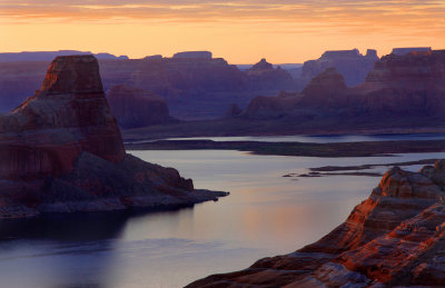 0010-IMG_7643-Lake Powell Sunrise.jpg