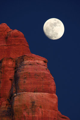 0015-IMG_1193-Moon Rising in Red Rock Country.jpg