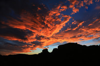 0082-3B9A5734-Castle Rock Sunset, Sedona.jpg
