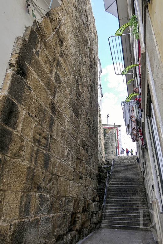 A Cerca Moura e Vestgios da Romana
