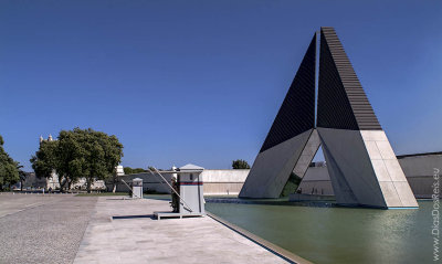 Monumento aos Heris do Ultramar por Joo Antero (1991/1994)