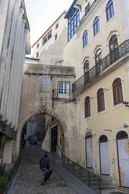 Porta de Barbac