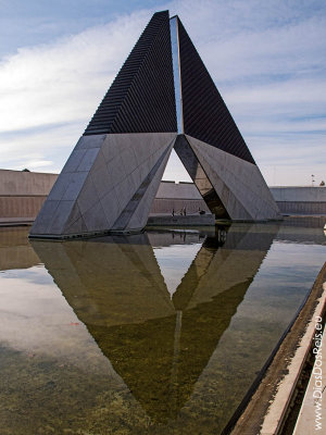 Monumento aos combatentes no Ultramar