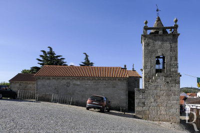 Igreja de Santiago de Belmonte  e Panteo dos Cabrais (MN)