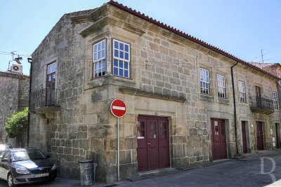 Casa na Rua de D.Sancho I, n. 18 a 22 (Interesse Municipal)