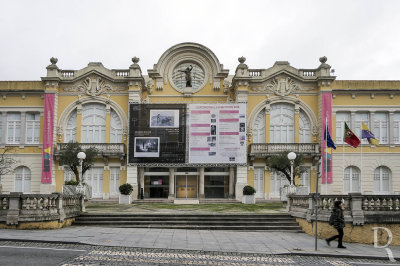 Centro Cultural Olga de Cadaval