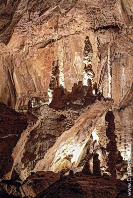 As Aparies de Ftima nas Grutas de Santo Antnio (Alegadamente)