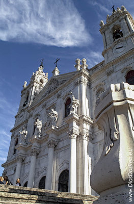 Baslica e Convento da Estrela