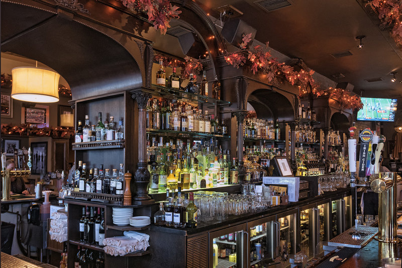 Chicago Bar, Lady Gregorys 