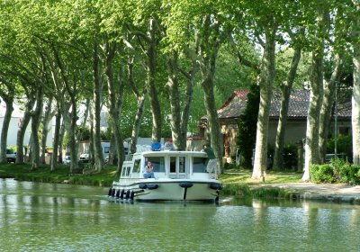 2007 Canal du Midi in April