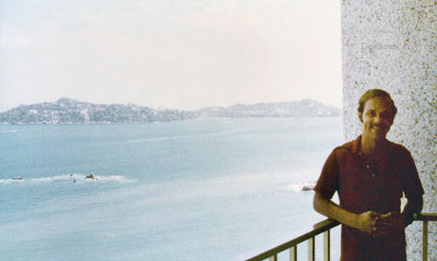 July 1977 - Don Boyd on the balcony of the Marriott Hotel on Acapulco Bay, Mexico