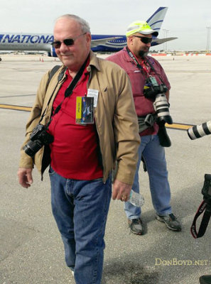 January 2014 - Don Boyd leading the aviation photographers' tour bus on the annual MIA Ramp Tour