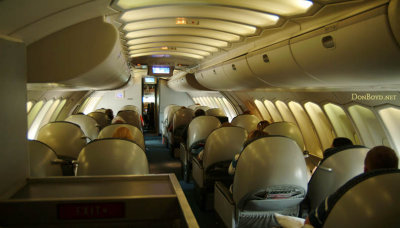 The upper deck onboard Northwest B747-451 N664US for our flight back to Atlanta